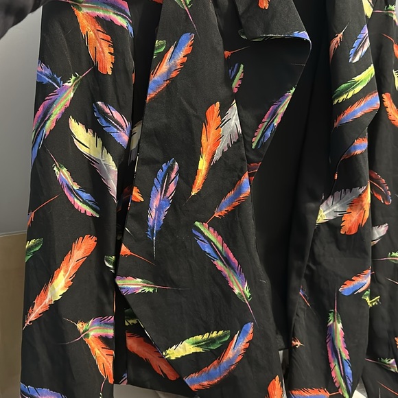 2️⃣ for $20 NWT QED London Colorful Feather Graphic Woman Blazer - Picture 6 of 13